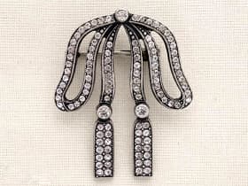 Bows Brooches
